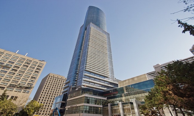 Aura at College Park