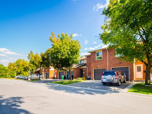 Vodden Court Townhouses, Brampton